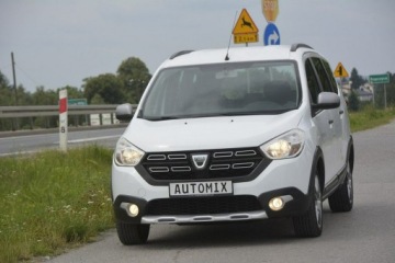 Dacia Lodgy Minivan Facelifting 1.2 TCe 115KM 2017 Dacia Lodgy 1.2 TCe nawi doinwestowany gwarancja