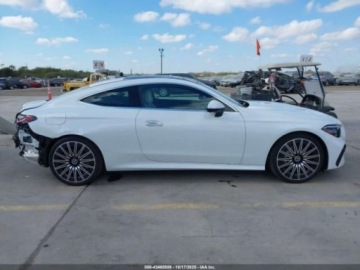 Mercedes CLE 2024 Mercedes-Benz CLE 300 4Matic 2024 2.0l 2.0 Benzyna 255KM, zdjęcie 6