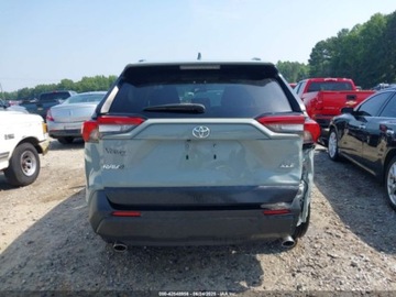 Toyota RAV4 V 2022 Toyota RAV4 XLE 2022 2.5l 2.5 Benzyna 203KM, zdjęcie 4