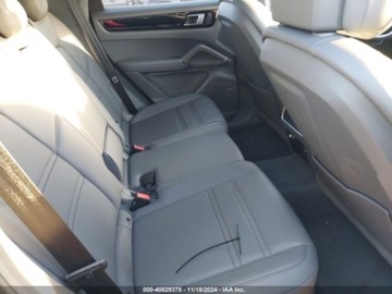 Porsche Cayenne III 2022 Porsche Cayenne 2022r., Platinium edition, od ubezpieczalni 3.0 Benzyna, zdjęcie 9