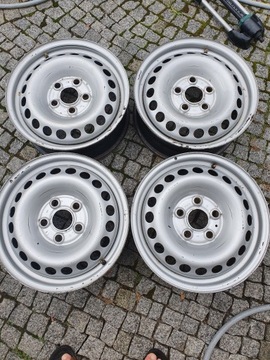 VW T5 T5 lift Oryginalne felgi stalowe 16