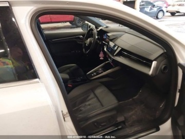 Audi A3 8Y 2023 Audi a3 Premium 40 Tfsi S Tronic 2023 2.0l 2.0 Benzyna 201KM, zdjęcie 9