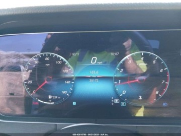 Mercedes Klasa E W213 2022 Mercedes-Benz Klasa E 350 4Matic 2022 2.0l 2.0 Benzyna 255KM, zdjęcie 10