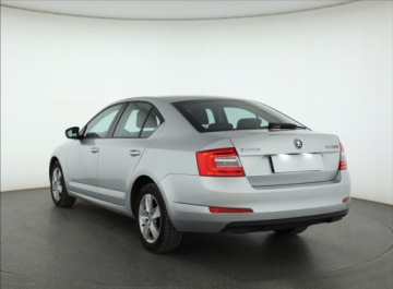 Skoda Octavia III Liftback 1.6 TDI CR DPF 105KM 2014 Skoda Octavia 1.6 TDI, Salon Polska, Serwis ASO, zdjęcie 3