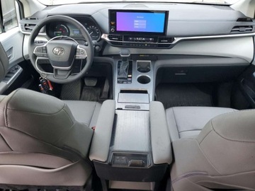 Toyota Sienna III 2025 Toyota Sienna XLE 2025 2.5l 2.5 Hybryda 245KM, zdjęcie 8