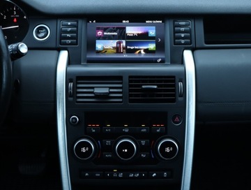 Land Rover Discovery Sport SUV 2.0 TD4 180KM 2017 Land Rover Discovery Sport TD4, Salon Polska, zdjęcie 11