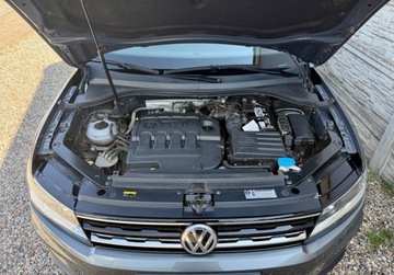 Volkswagen Tiguan II SUV 2.0 TDI 150KM 2017 Volkswagen Tiguan 2.0 TDI 4x4 4motion keylessgo el. klapa SOUND temp ACC L, zdjęcie 37