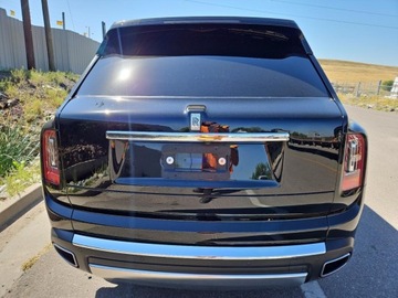 Rolls-Royce 2022 Rolls-Royce Cullinan 2022 6.8l 6.8 Benzyna 563KM, zdjęcie 3