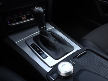 Mercedes Klasa E W212 Coupe 250 CGI BlueEFFICIENCY 204KM 2010 Mercedes E E 250, Automat, Skóra, Xenon, Klima, zdjęcie 12