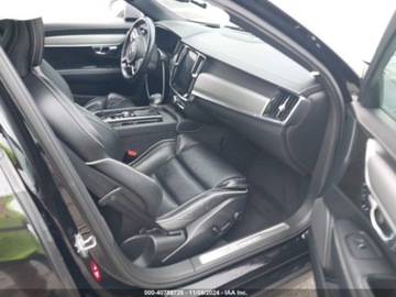 Volvo V90 II Kombi 2.0 T5 250KM 2019 Volvo V90 T5 R-Design 2019 2.0l 2.0 Benzyna 250KM, zdjęcie 10