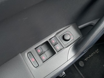 Seat Arona Crossover Facelifting 1.0 TSI 110KM 2024 Seat Arona 1.0 TSI 110KM Czujniki parkowania tył L, zdjęcie 23