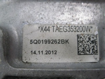 AUDI OE 5Q0199262BK UCHYCENÍ ULOŽENÍ MOTORU