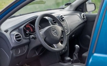Dacia Sandero II Hatchback 5d TCe  90KM 2014 Dacia Sandero Stepway Dacia Sandero Stepway Benzyna 90KM, zdjęcie 13