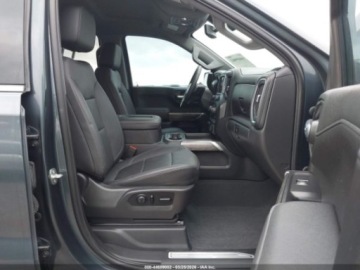 Chevrolet Silverado II 2021 Chevrolet Silverado 2021r., 4x4, 5.3L 5.3 Benzyna 355KM, zdjęcie 8