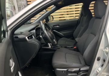 Toyota Corolla Cross 2.0 Hybrid Dynamic Force 197KM 2022 Toyota Corolla Cross Toyota Corolla Cross 2.0 Hybrid Style 2.0 Hybryda, zdjęcie 33