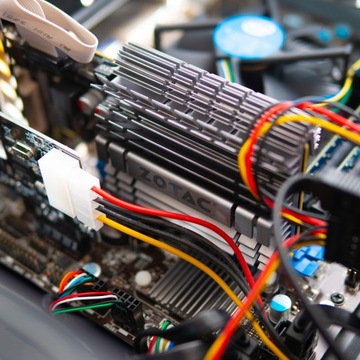 ПЛЕЕР GTX I5 4X 3,4 ГГц 8 ГБ 120 SSD+HDD GT730 W10