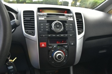 Kia Venga Mikrovan 1.4 DOHC CVVT 90KM 2014 Kia Venga 1.4i 90KM 2014r. Climatronic TEMPOMAT, zdjęcie 8