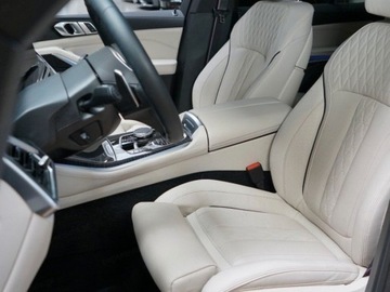 BMW X5 G05 SUV Facelifting 3.0 30d 298KM 2025 BMW X5 xDrive30d Sport Suv 3.0 (298KM) 2025, zdjęcie 4