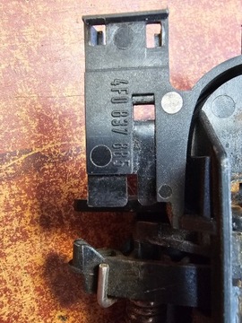 AUDI A6 C6 KLIKA LEVÝ ZADNÍ