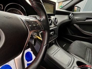 Mercedes CLA C117 Coupe 1.6 200 156KM 2014 Mercedes-Benz CLA AMG Navi Parkdistance Led Xenon Automat 1.6 Benzyna 156KM, zdjęcie 23