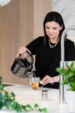 ЧАЙНИК DIAMANTE VIALLI DESIGN СО СВИСТОКОМ 1,5 Л