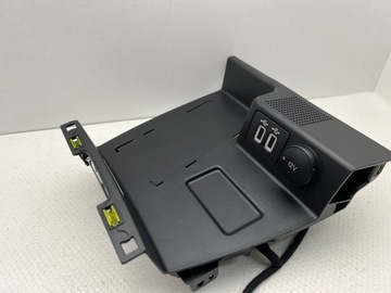 RAMKA GNIAZDO USB FORD FOCUS MK4 WEJŚCIE GNIAZDO USB HC3T-14F014-DC