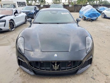 Maserati GranTurismo 2024 Maserati GranTurismo Trofeo 2024 3.0 Benzyna 542KM, zdjęcie 5