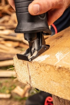 АККУМУЛЯТОРНАЯ ПИЛА ENERGY ГРАФИТ 58G017