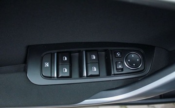 Kia Ceed III Kombi Facelifting 1.0 T-GDI 120KM 2023 Kia Ceed swiezo sprowadzone, 20tys przebiegu Benzyna 120KM, zdjęcie 12