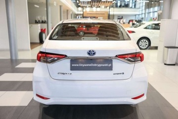 Toyota Corolla XII Sedan Facelifting 1.8 Hybrid 140KM 2023 Toyota Corolla 1.8 Hybrid Comfort 1.8 Hybryda 140KM, zdjęcie 4