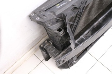 SEAT TOLEDO IV 1.6 TDI 12R - ПЕРЕДНИЙ РЕМЕНЬ РАДИАТОР