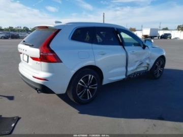 Volvo XC60 II Crossover T5 250KM 2020 Volvo XC 60 t5 momentum, 2020r., 2.0L 2.0 Benzyna 250KM, zdjęcie 2