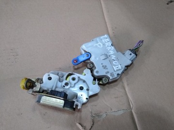 TERRANO II MAVERICK 3 DVEŘE ZÁMEK PRAVÝ