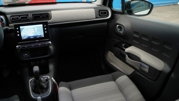 Citroen C3 III Hatchback 1.2 PureTech 82KM 2017 CITROEN C3 1.2L benzyna 82KM 2017r, zdjęcie 20