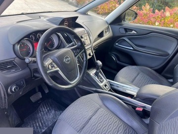 Opel Zafira C Tourer 2.0 CDTI ECOTEC 165KM 2012 Opel Zafira 2.0 CDTI Cosmo 165KM 2012r, zdjęcie 11