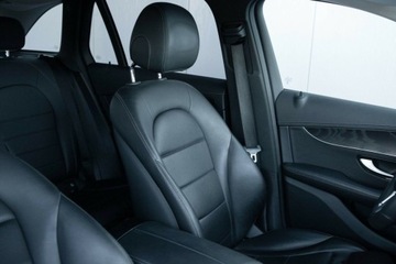 Mercedes GLC C253 SUV Facelifting 2.0 200d 163KM 2020 Mercedes-Benz GLC 200d 4Matic Salon PL Autotrade Mercedes-Benz 2.0, zdjęcie 26