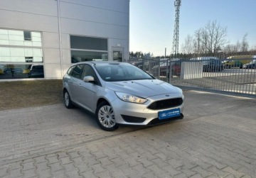 Ford Focus III Kombi Facelifting 1.5 TDCi 120KM 2018 Ford Focus 1,5 TDCi 120km, Salon Polska, FV 23 1.5 Diesel 120KM, zdjęcie 2