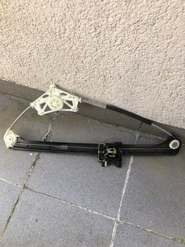 MECHANIZMUS OKNO PRAVÝ ZADNÍ PORSCHE MACAN 95B