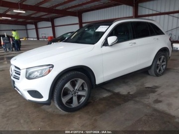 Mercedes GLC C253 2019 Mercedes-Benz GLC 2019r., GLC 300, od ubezpieczalni 2.0 Benzyna 241KM, zdjęcie 2