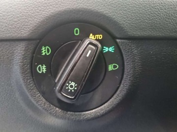 Skoda Octavia III Kombi Facelifting 1.6 TDI 115KM 2020 Skoda Octavia Skoda Octavia 1.6 TDI SCR Ambition 1.6 Diesel 116KM, zdjęcie 20