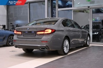 BMW Seria 5 G30-G31 Limuzyna Facelifting 3.0 540d 340KM 2021 BMW Seria 5 540d xDriveRepair InclusiveService InclusiveLuxury Line 3.0, zdjęcie 22