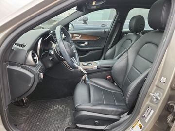 Mercedes Klasa C W205 2019 Mercedes-Benz Klasa C 300 4Matic 2019 2.0L 2.0 Benzyna 255KM, zdjęcie 7