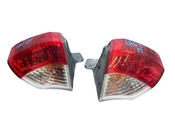 RENAULT LAGUNA III 3 HB LAMPA TYŁ TYLNA PRAWA W BŁOTNIK BŁOTNIKA