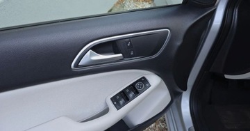 Mercedes Klasa B W246 Sports Tourer 200 CDI BlueEFFICIENCY 136KM 2012 Mercedes-Benz Klasa B 1,8 CDI diesel 136 KM NAVI klimatic OPLACONY 1.8, zdjęcie 6