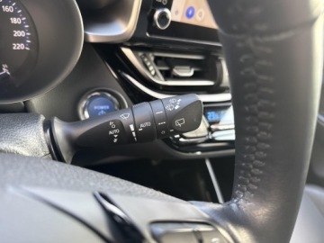 Toyota C-HR I Crossover Facelifting 1.8 Hybrid 122KM 2023 Toyota C-HR 1.8 Hybrid Executive 1.8 Hybrid Execut, zdjęcie 21