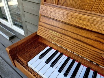 Pianino Nordiska Futura 2 DĘBOWE MAT 106cm 1979r RENNER