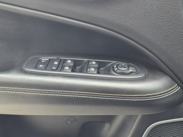 Jeep Compass II SUV 1.4 MultiAir 140KM 2017 Jeep Compass niski przebieg 95045km / bardzo zadba, zdjęcie 20
