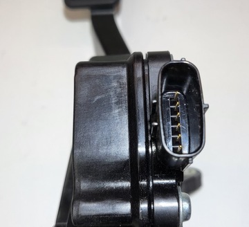 SUBARU FORESTER IV ПЕДАЛЬ ГАЗА