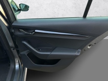 Skoda Octavia IV Liftback 1.5 TSI EVO 150KM 2023 Skoda Octavia IV 1.5 TSI / 150 KM Sportline DSG Sa, zdjęcie 34