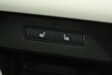 Land Rover Discovery Sport SUV 2.0 TD4 180KM 2017 Land Rover Discovery Sport TD4, Salon Polska, zdjęcie 15